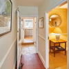 Отель Host Stay Sixpence Cottage, фото 3