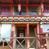 Отель Spring Breeze Inn в Шангри-Ла