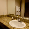 Отель Legacy Inn & Suites, фото 7