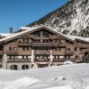 Отель Manali Lodge  by Alpine Residences в Куршевеле