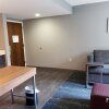 Отель Hampton Inn & Suites Newtown, фото 18