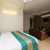 Отель OYO 2041 Hotel Silver Land, фото 5