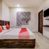 Отель OYO 35484 Travellers inn, фото 12
