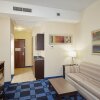Отель Holiday Inn Express Hotel & Suites Columbia Univ Area-Hwy 63, an IHG Hotel, фото 24