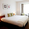 Отель voco Lythe Hill Hotel & Spa, an IHG Hotel, фото 6