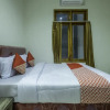 Отель Zleepy Ks Tubun by OYO Rooms, фото 14