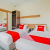 Отель Angler Guest House Malang by OYO Rooms, фото 24