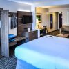 Отель Holiday Inn Express Hotel & Suites Concord, an IHG Hotel, фото 29