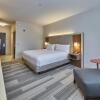 Отель Holiday Inn Express Hotel & Suites Medford-Central Point, an IHG Hotel, фото 4
