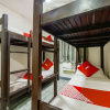 Отель Metro Deluxe Residences, фото 15