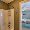 Отель Coastal Pet-friendly Home, Walk to Galveston Beach, фото 10