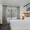 Отель Doubletree Suites By Hilton Hotel Sacramento, фото 6
