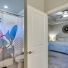 Отель Chic Navarre Getaway w/ Large Yard: 4 Mi to Beach!, фото 8