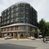 Отель Almond Hotel Bassac River в Пномпене