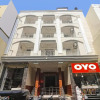 Отель Oyo Devi Residency Near Mahakali Temple, фото 1