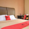 Отель RedDoorz near RS USU Medan 3, фото 5