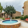 Отель Arizona Southwest Decor - Between Phoenix And Old Town Scottsdale At Spengler Condos 1 Bedroom Condo, фото 1