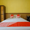 Отель Triantama Kost Syariah by OYO Rooms, фото 3
