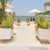 Отель Radisson Beach Resort Larnaca, фото 1