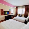 Отель Fuyi Business Hotel, фото 2