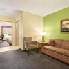 Отель Days Inn & Suites by Wyndham Thompson, фото 7