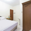 Отель RedDoorz @Duren Tiga Barat, фото 20