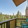 Отель Pine Ridge 7e - Ski-in / Ski-out 3 Bedroom Condo by RedAwning, фото 8