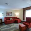 Отель Hampton Inn Charleston-Southridge, фото 5