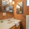 Отель Lazy Bear Lodge - 3br/2ba/relaxing Forest Views/smart Tv/wifi/fenced Yard 3 Bedroom Home, фото 7