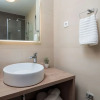 Отель Villa Four Brothers Middle Floor, фото 6