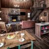 Отель Cruthirds - Three Bedroom Cabin, фото 9