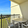 Отель Land's End 301 Building 6 Beachfront / End Unit / Large Balcony!, фото 7