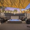 Отель Beach Bungalow Dog-friendly w Private Hot Tub, фото 12