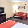 Отель Comfort Suites, фото 4