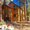 Отель 2380 Alice Lake - 3 Br Cabin, фото 1