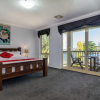Отель Port Adelaide Harbourside Home, фото 3