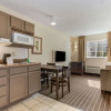 Отель Suburban Extended Stay Hotel North - Ashley Phosphate, фото 25