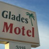 Отель Glades Motel - Naples в Нэйплзе