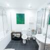Отель Quiet, Spacious 1BR Hackney Central Flat for 3, фото 11