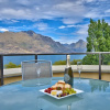 Отель Private Garden Apartments at the Beacon, фото 17
