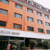Отель Busan Janglim Blue Moon Hotel, фото 1
