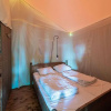 Отель Unique, Comfortable Tent Houses on a Small Holiday Park a 5 Minute Walk From the sea, фото 12
