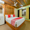 Отель OYO 16838 Big B Houseboat 10 BHK, фото 2