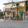 Отель Belvilla by OYO Pleasant Apartment With Courtyard, фото 1