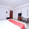 Отель Oyo 15992 Central Hotel, фото 5