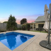 Отель Beached AS - Free Wifi, Netflix & Foxtel, Heated Pool, фото 10