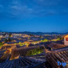Отель Jixiang Guanjing Inn (Lijiang Old Town Dashuiche Branch), фото 1