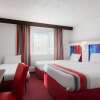Отель Ramada by Wyndham Milton Keynes, фото 2