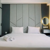 Отель Best Spacious And Homey 3Br At Sky House Bsd Apartment, фото 15
