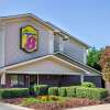 Отель Super 8 by Wyndham Charlotte/Amusement Park Area, фото 1